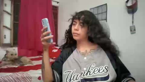 Snapshot of antoniabloom chatting on 11-23-25, 02:11 Antonia online show from 11-23-25, 02:11