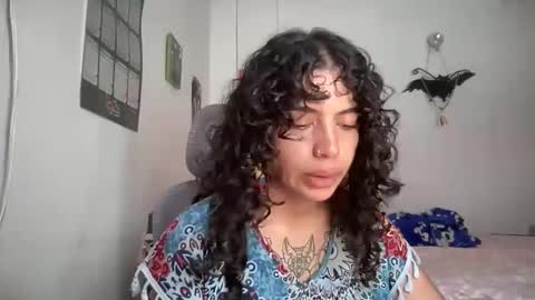 Snapshot of antoniabloom chatting on 12-02-25, 05:08 Antonia online show from 12-02-25, 05:08