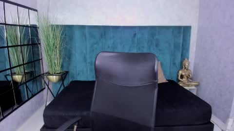 Snapshot of antoniajblair chatting on 04-18-26, 11:58 A N T O N I A online show from 04-18-26, 11:58