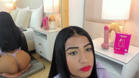 Antonia online show from 03-31-26, 12:05