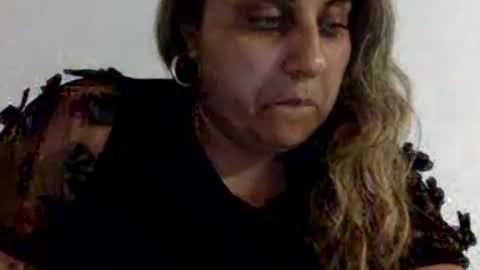 Snapshot of antoniasweety07 chatting on 06-19-26, 08:12 antoniasweety07 online show from 06-19-26, 08:12