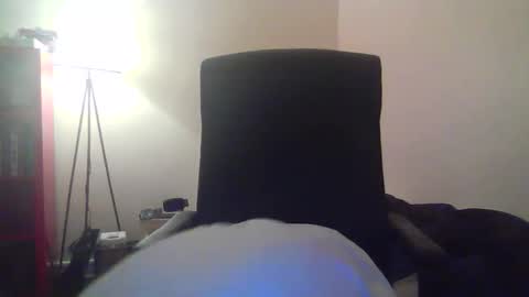 Snapshot of antoniospark chatting on 05-14-26, 10:22 antoniospark online show from 05-14-26, 10:22