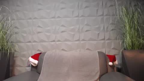 Snapshot of antoniovalentinidiamond chatting on 12-03-24, 11:24 HI My name is Antonio online show from 12-03-24, 11:24