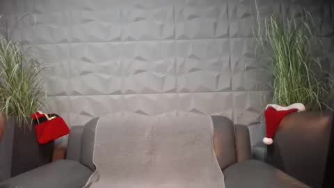 Snapshot of antoniovalentinidiamond chatting on 12-04-24, 08:07 HI My name is Antonio online show from 12-04-24, 08:07
