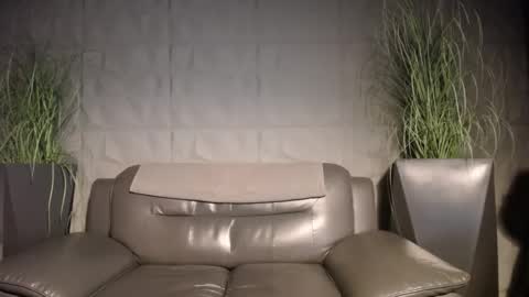 Snapshot of antoniovalentinidiamond chatting on 12-21-24, 07:49 HI My name is Antonio online show from 12-21-24, 07:49
