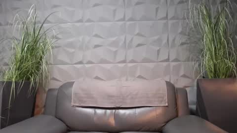 Snapshot of antoniovalentinidiamond chatting on 12-30-24, 09:08 HI My name is Antonio online show from 12-30-24, 09:08