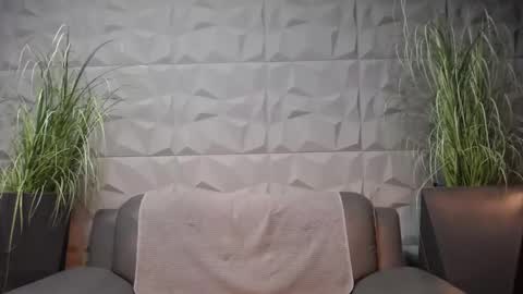 Snapshot of antoniovalentinidiamond chatting on 01-03-25, 08:11 HI My name is Antonio online show from 01-03-25, 08:11