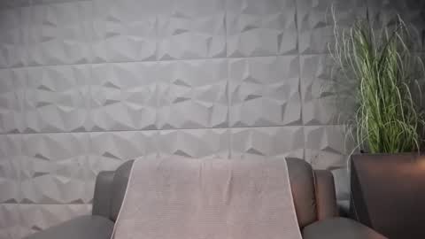 Snapshot of antoniovalentinidiamond chatting on 01-03-25, 11:12 HI My name is Antonio online show from 01-03-25, 11:12