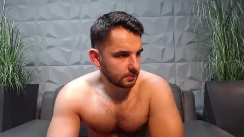 Snapshot of antoniovalentinidiamond chatting on 01-08-25, 08:18 HI My name is Antonio online show from 01-08-25, 08:18