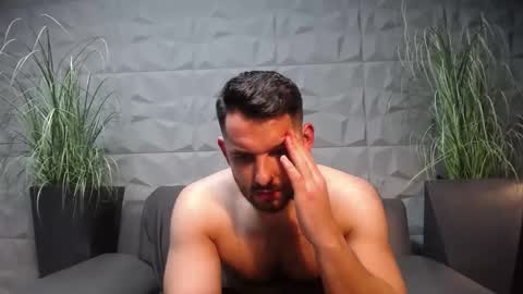 Snapshot of antoniovalentinidiamond chatting on 01-15-25, 08:05 HI My name is Antonio online show from 01-15-25, 08:05