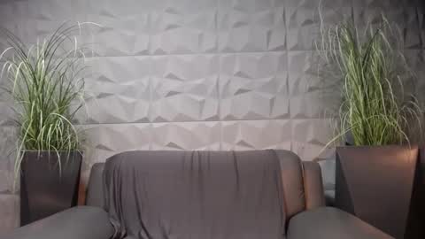 Snapshot of antoniovalentinidiamond chatting on 01-17-25, 11:18 HI My name is Antonio online show from 01-17-25, 11:18