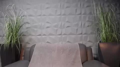 Snapshot of antoniovalentinidiamond chatting on 02-04-25, 11:16 HI My name is Antonio online show from 02-04-25, 11:16