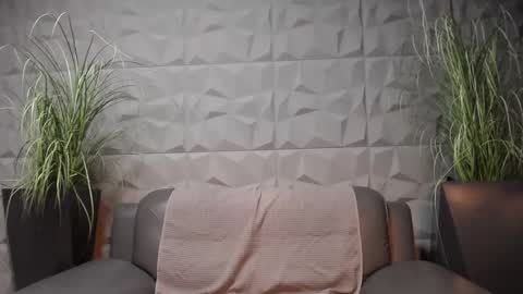 Snapshot of antoniovalentinidiamond chatting on 02-05-25, 11:06 HI My name is Antonio online show from 02-05-25, 11:06