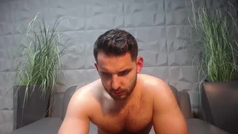 Snapshot of antoniovalentinidiamond chatting on 02-19-25, 08:20 HI My name is Antonio online show from 02-19-25, 08:20
