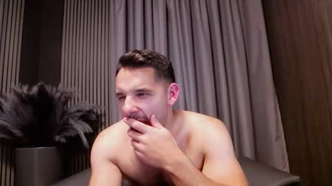 HI My name is Antonio online show from 10-28-25, 08:00