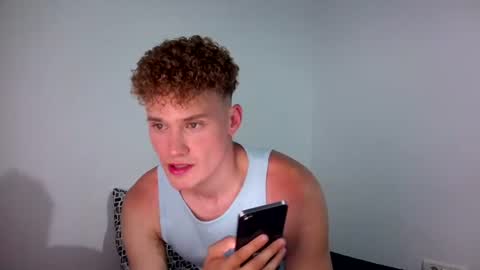 Snapshot of antonny_paul chatting on 06-15-26, 04:53 Antonny online show from 06-15-26, 04:53