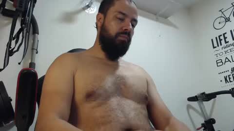 Snapshot of antony_36 chatting on 01-17-25, 03:45 antony online show from 01-17-25, 03:45