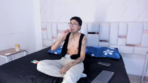antony_d_ossa online show from 04-28-26, 08:03
