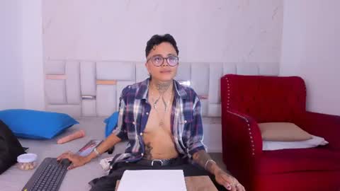 antony_d_ossa online show from 06-10-26, 08:08