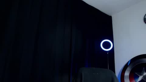 Instagram miguelangel1802  online show from 01-17-25, 03:55