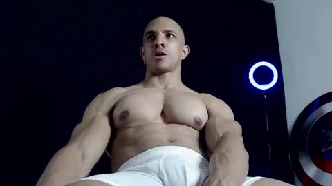 Instagram miguelangel1802  online show from 02-09-25, 11:25