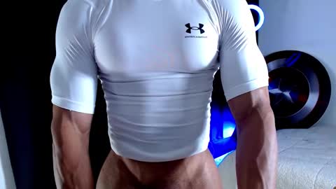 Instagram miguelangel1802  online show from 11-13-25, 04:39