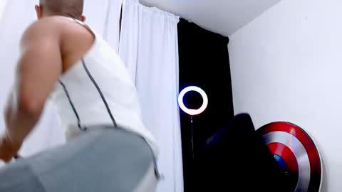 Instagram miguelangel1802  online show from 05-24-26, 12:15