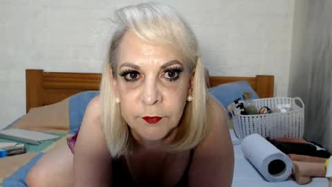 Snapshot of any_cat chatting on 06-15-26, 10:39 ANY CAT online show from 06-15-26, 10:39