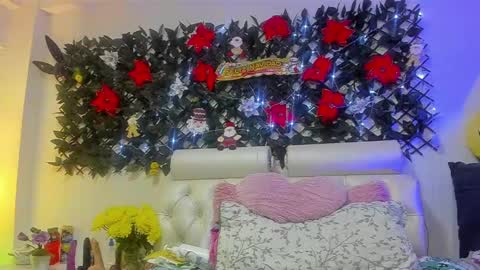 Snapshot of any_mour chatting on 12-23-24, 04:06 any mour online show from 12-23-24, 04:06