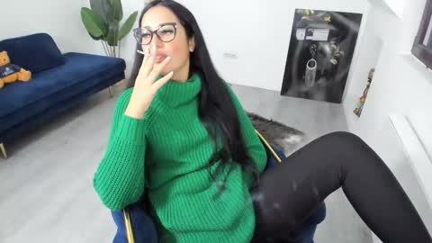 Anya online show from 02-06-26, 05:12