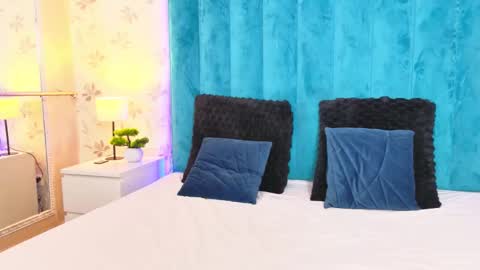 AnyaHappiness online show from 03-18-26, 06:16