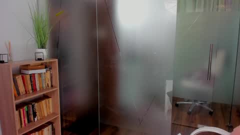 Anya online show from 02-03-25, 02:02