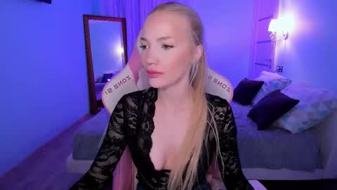 Anya online show from 09-28-25, 02:28