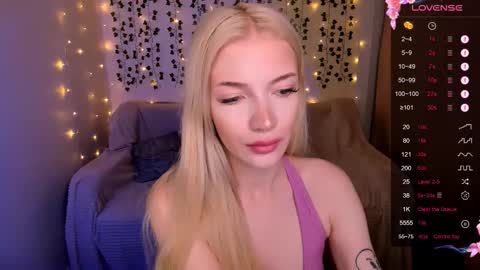 Anya online show from 10-15-25, 09:09
