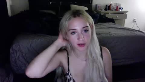 Anya online show from 05-06-26, 05:03