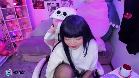 Any online show from 10-03-25, 01:02