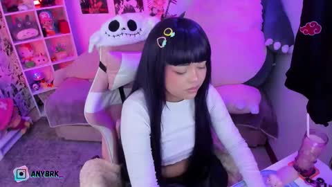 Any online show from 10-08-25, 01:47