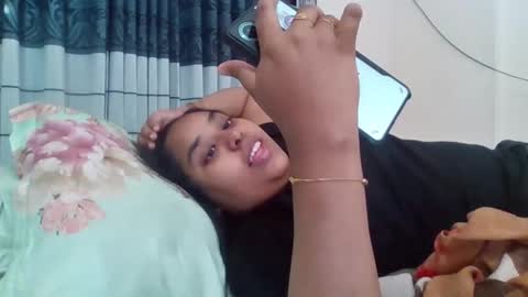 anydanyg online show from 10-12-25, 11:53