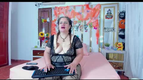 Anyela  online show from 10-22-25, 03:51