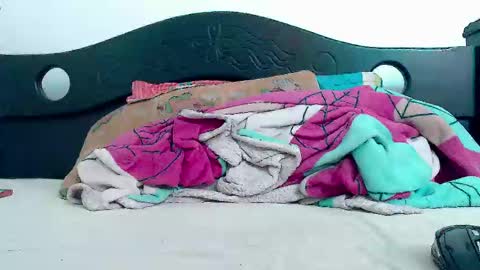 Snapshot of anyelasweetx chatting on 02-15-25, 04:45 anyelasweetx online show from 02-15-25, 04:45