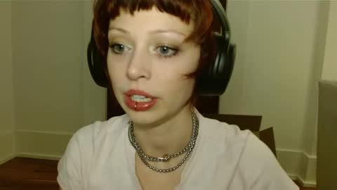 Snapshot of anyelsewhere chatting on 02-22-26, 12:23 Lila online show from 02-22-26, 12:23