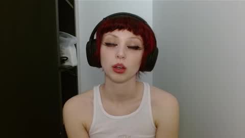 Snapshot of anyelsewhere chatting on 03-08-26, 01:25 Lila online show from 03-08-26, 01:25