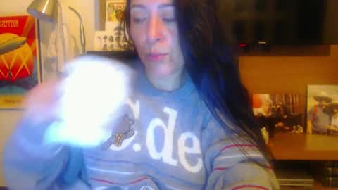 Snapshot of anysophy chatting on 01-18-25, 10:06 SOFFIA online show from 01-18-25, 10:06