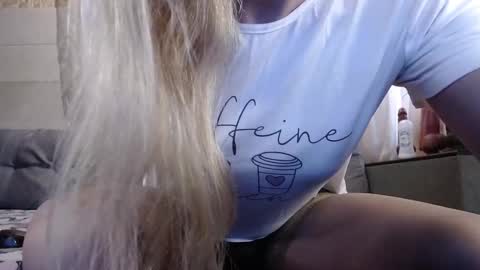 Anytka love online show from 02-13-25, 09:51