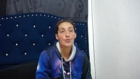 Snapshot of anyu_1306 chatting on 12-16-24, 07:37 anyu online show from 12-16-24, 07:37