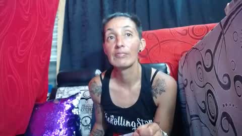 Snapshot of anyu_1306 chatting on 09-08-25, 06:40 anyu online show from 09-08-25, 06:40