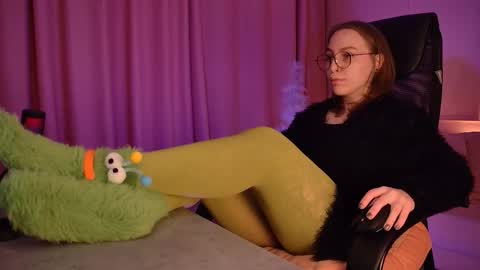 APHEX QUEEN online show from 12-16-25, 09:25