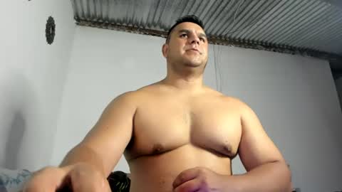 Snapshot of apholov chatting on 07-06-26, 09:39 follow me here you find me online show from 07-06-26, 09:39