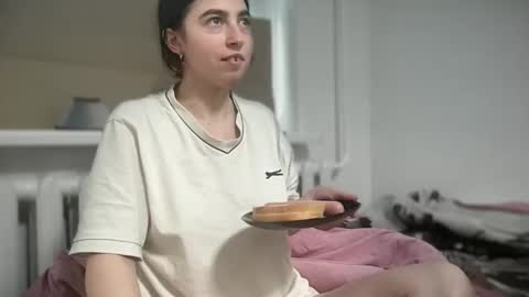 Snapshot of aphr0dite22 chatting on 04-08-26, 08:14 aphr0dite22 online show from 04-08-26, 08:14