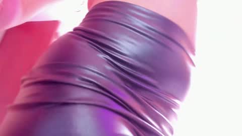 Snapshot of aphril_davis chatting on 01-23-25, 08:45 Sara Model Independent online show from 01-23-25, 08:45